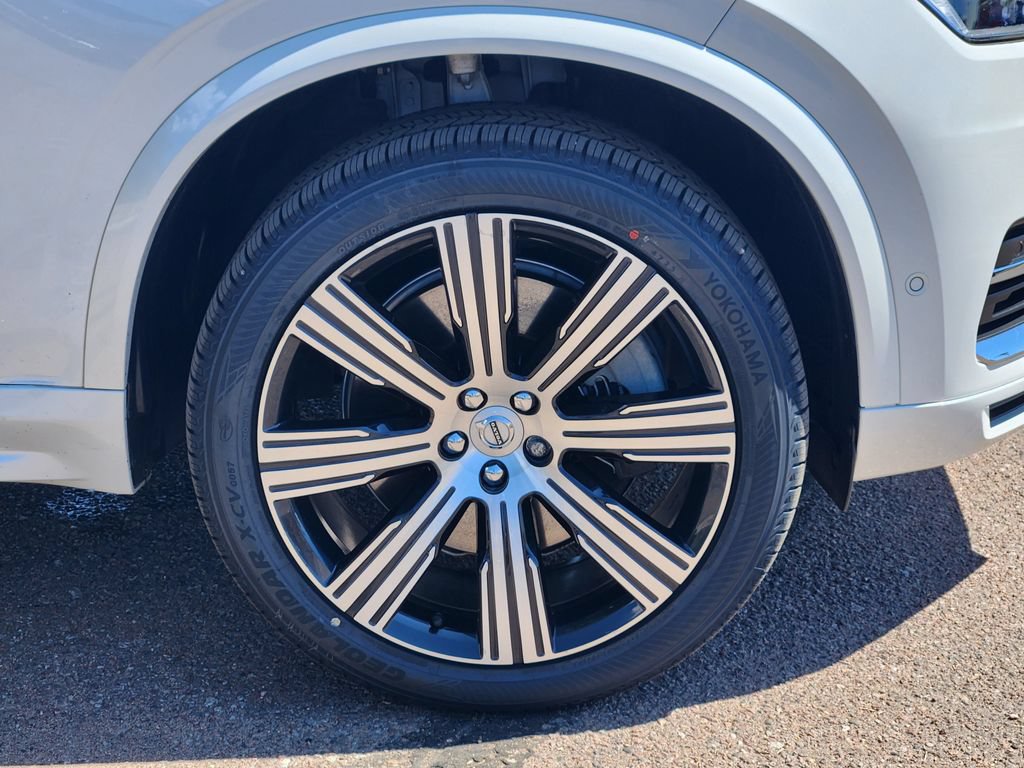 Used 2023 Volvo XC90 T8 Plus w/ Protection Package Premier AWD/4WD image 30