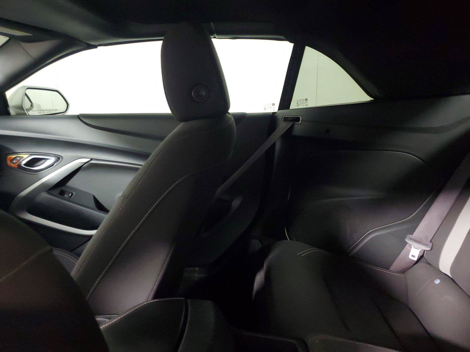 Used 2017 Chevrolet Camaro LT RWD image 10