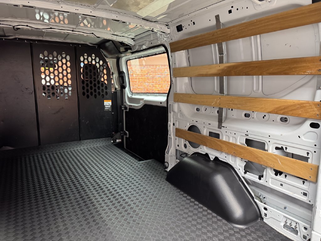 Certified 2025 Ford Transit 250 Low Roof w/ Exterior Upgrade Package RWD image 27