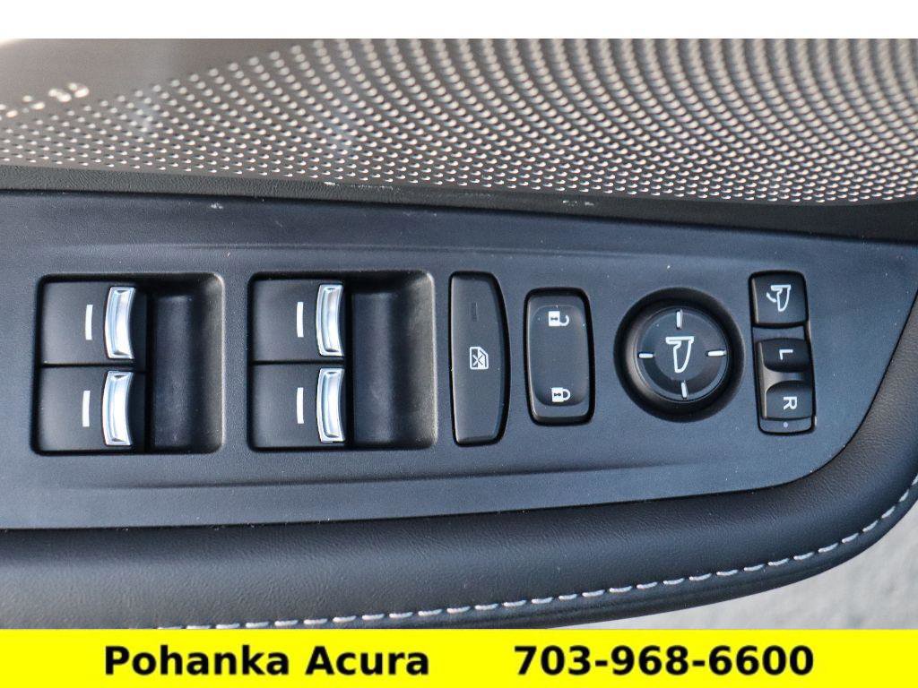 Certified 2025 Acura RDX w/Advance Package image 24