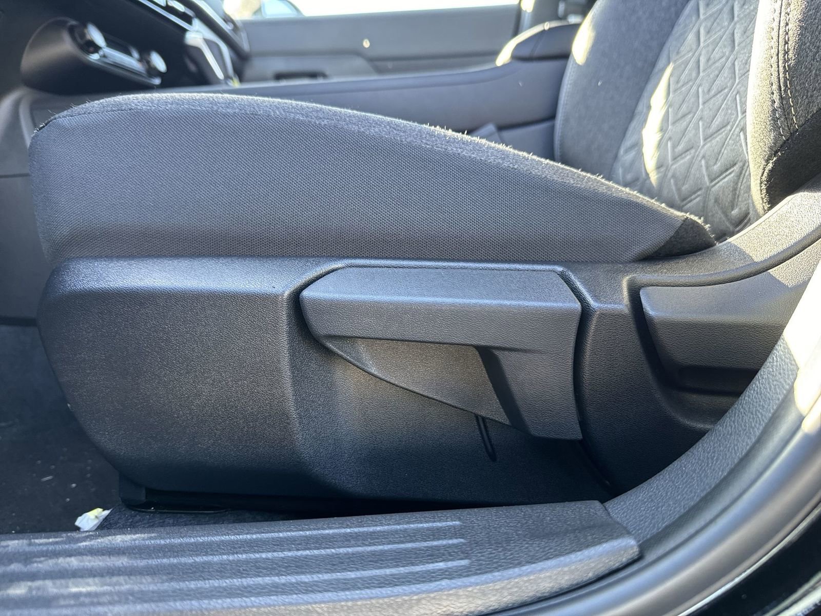 New 2026 Nissan Kicks SV w/ SV Premium Package image 22