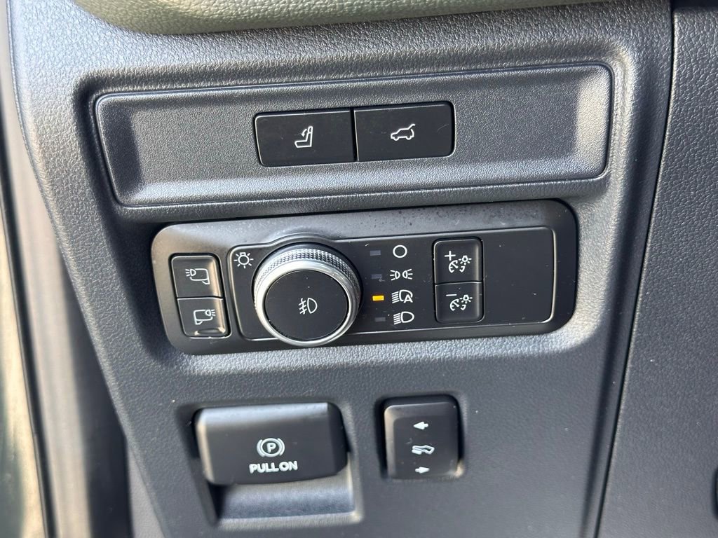 Used 2022 Ford Expedition Timberline image 39