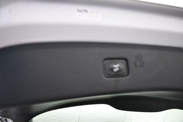 Used 2022 Ford Edge SEL w/ Convenience Package AWD/4WD image 9