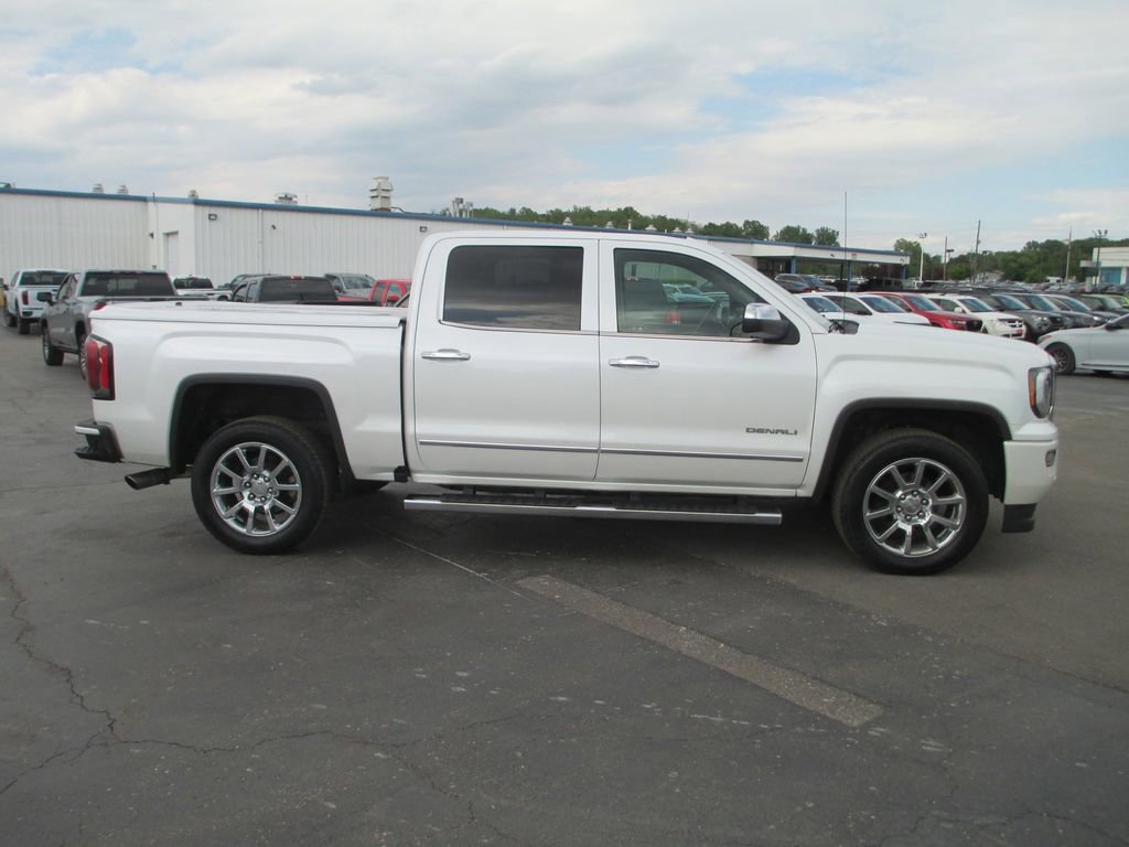 Used 2018 GMC Sierra 1500 Denali AWD/4WD image 6