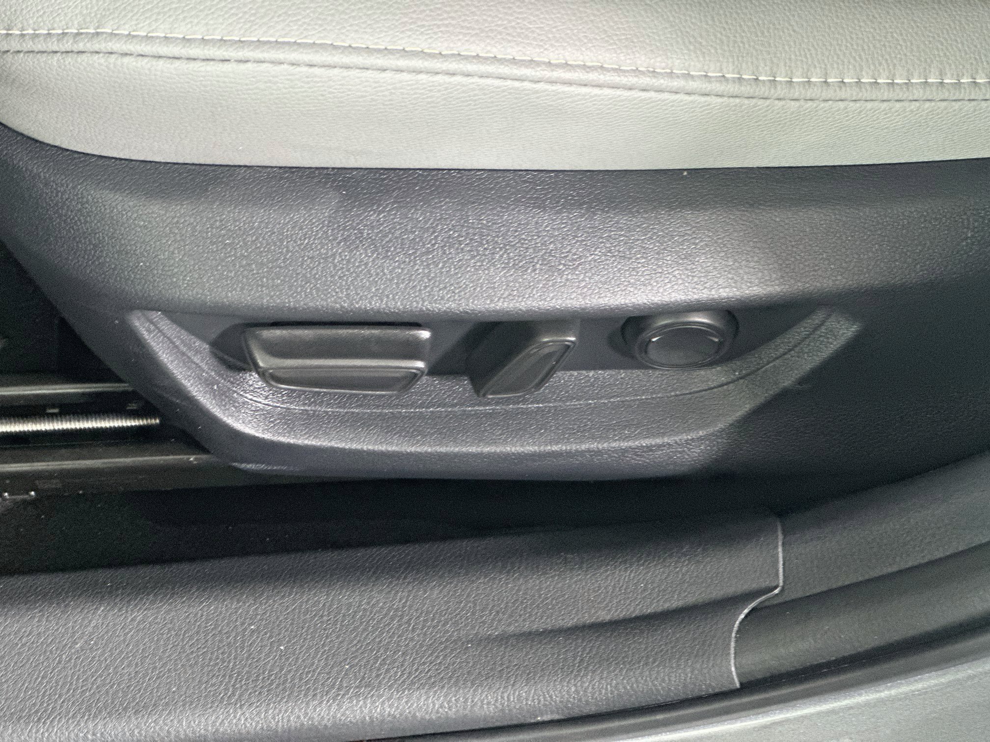 Certified 2026 Toyota Camry SE FWD image 13