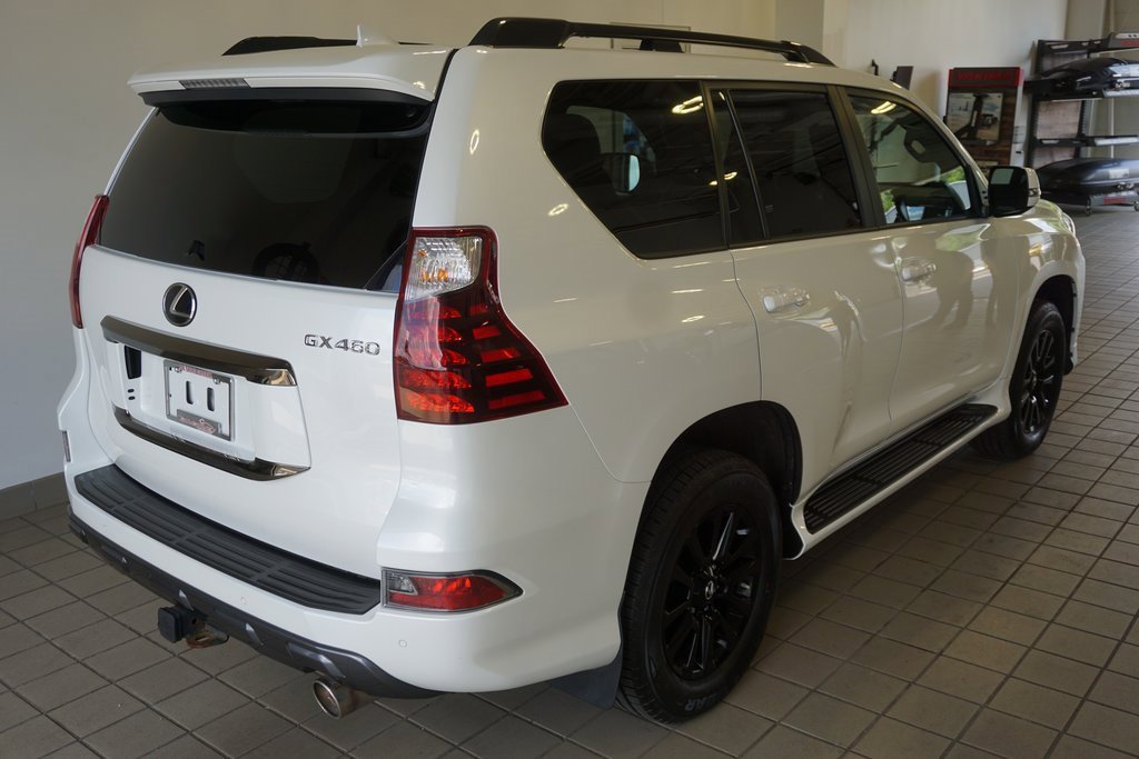 Used 2022 Lexus GX 460 w/ Black Line Special Edition image 18