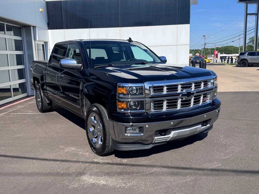 Used 2015 Chevrolet Silverado 1500 LTZ AWD/4WD image 5