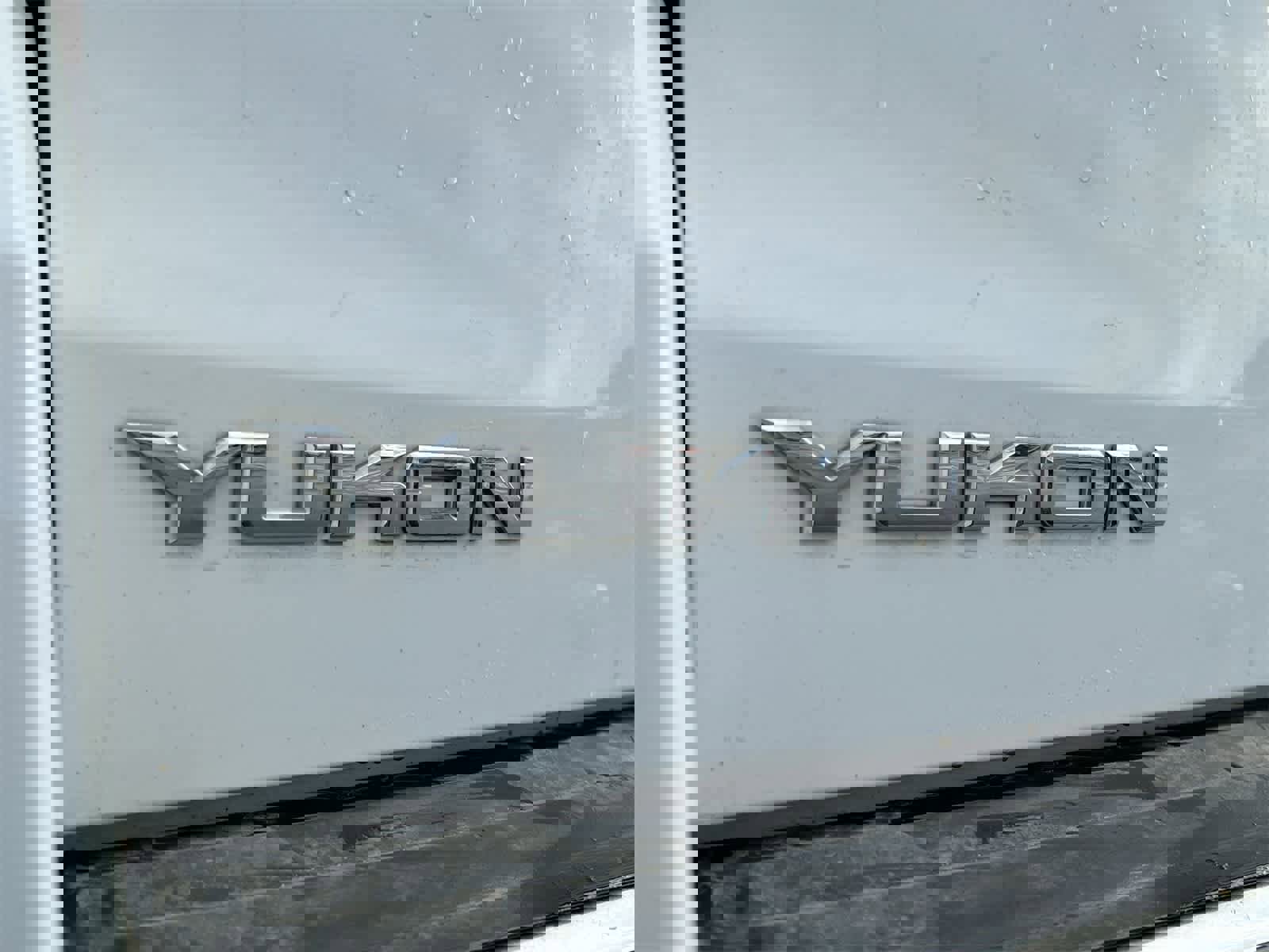 Used 2016 GMC Yukon Denali w/ Open Road Package image 13