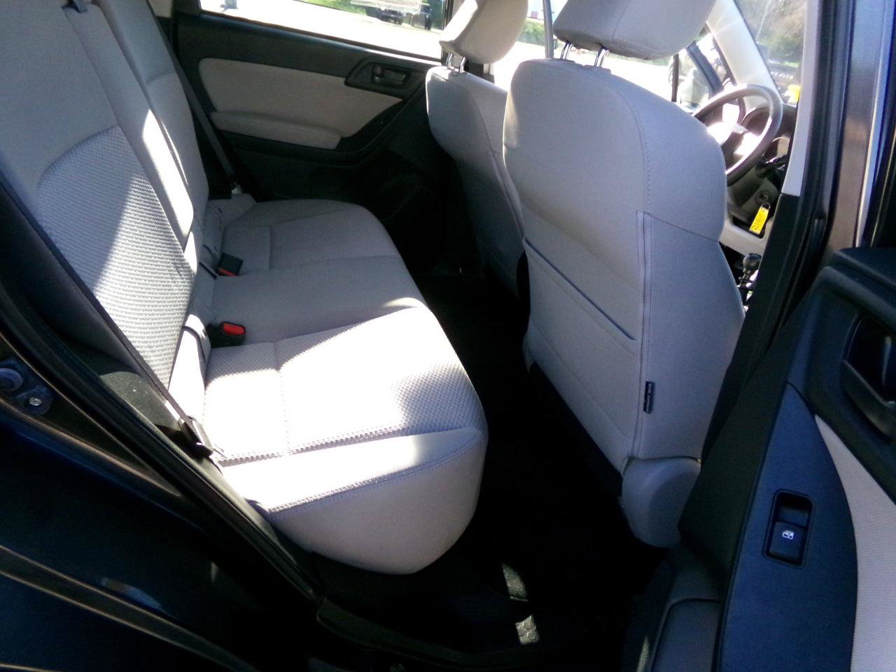 Used 2015 Subaru Forester 2.5i Premium AWD/4WD image 25