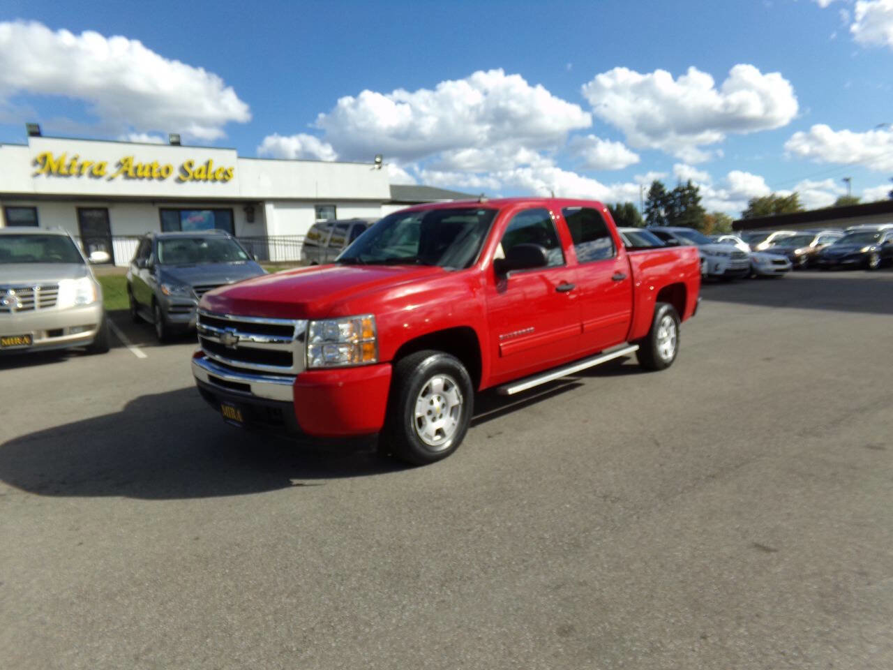 Used 2010 Chevrolet Silverado 1500 LT w/ Power Pack Plus image 2