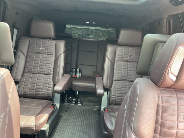 Used 2023 Cadillac Escalade V AWD/4WD image 37