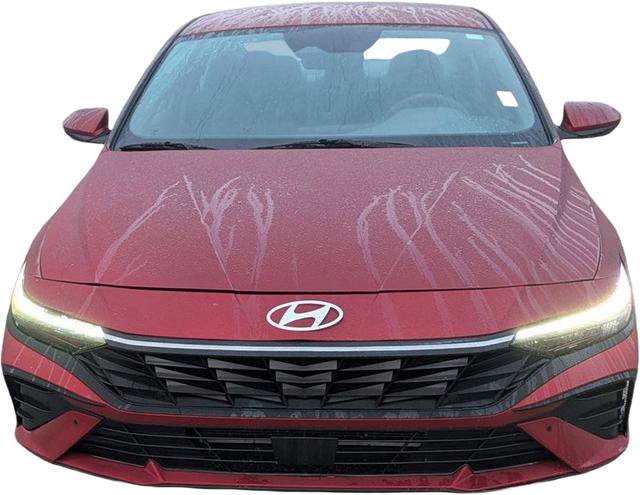 Used 2024 Hyundai Elantra SEL image 2