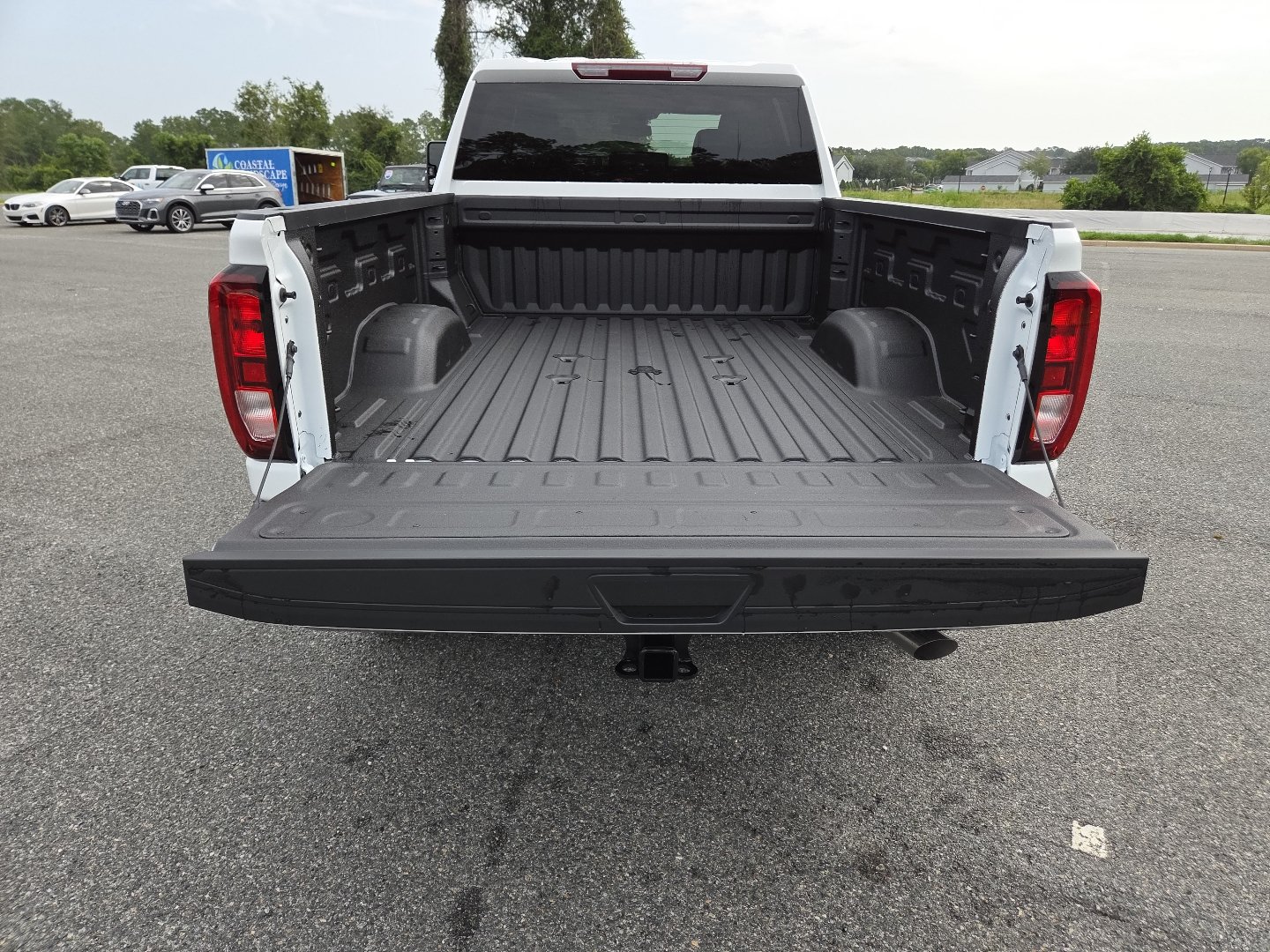 New 2026 GMC Sierra 2500 Pro w/ 1SA Pro Safety Plus Package AWD/4WD image 21