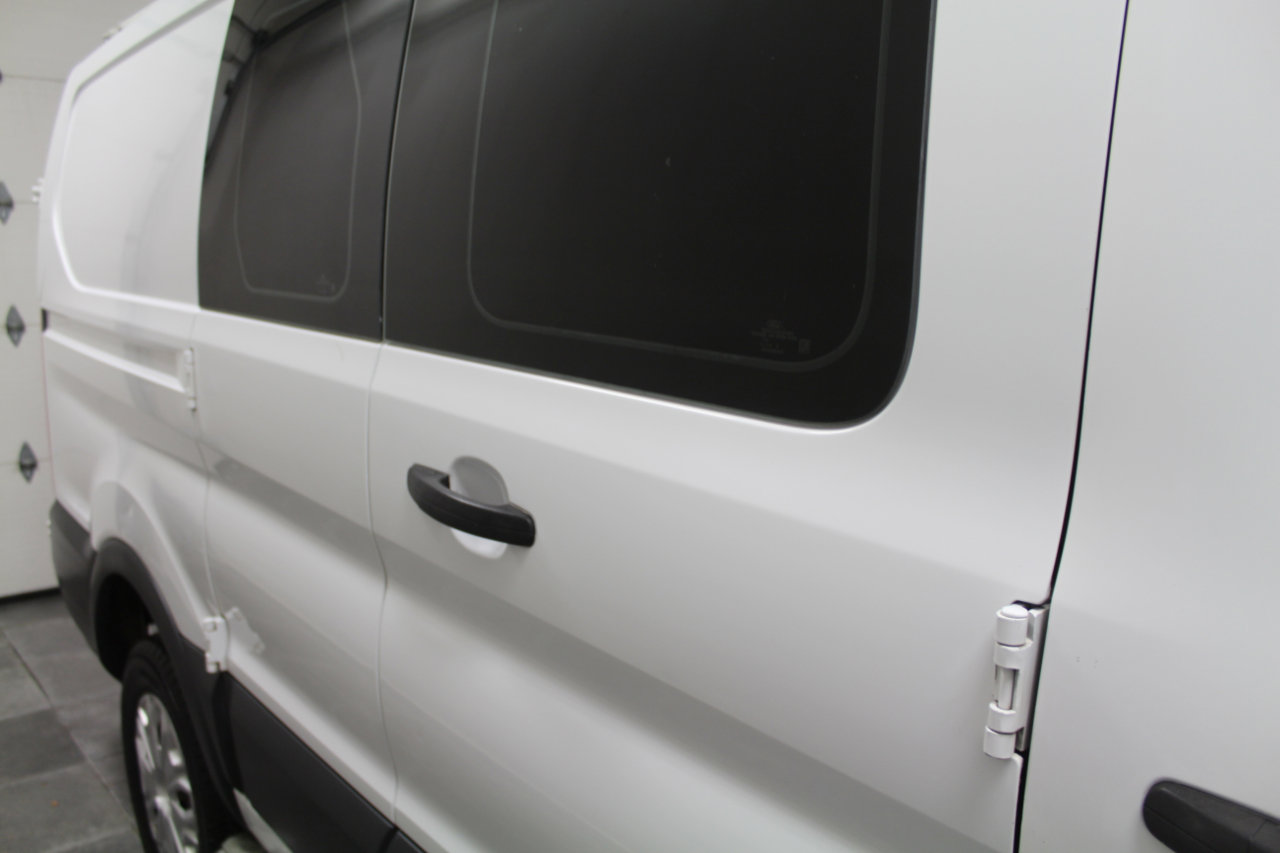 Used 2018 Ford Transit 250 130 Low Roof w/ Exterior Upgrade Package image 34