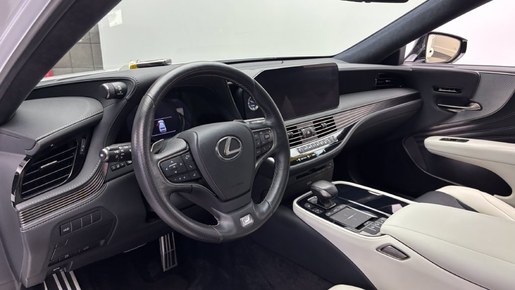 Used 2022 Lexus LS 500 F Sport AWD/4WD image 15