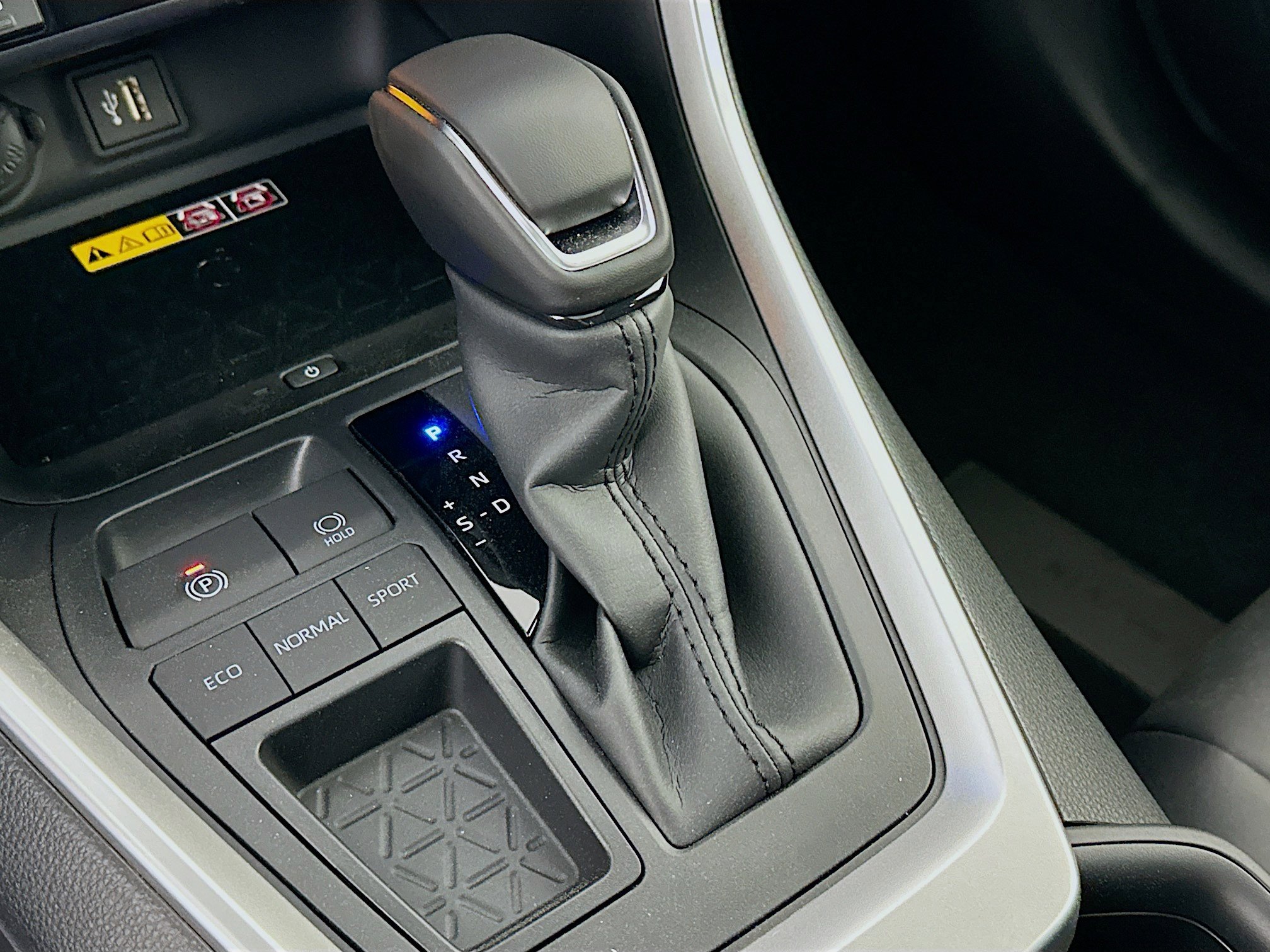 Used 2025 Toyota RAV4 XLE Premium w/ Weather Package image 24