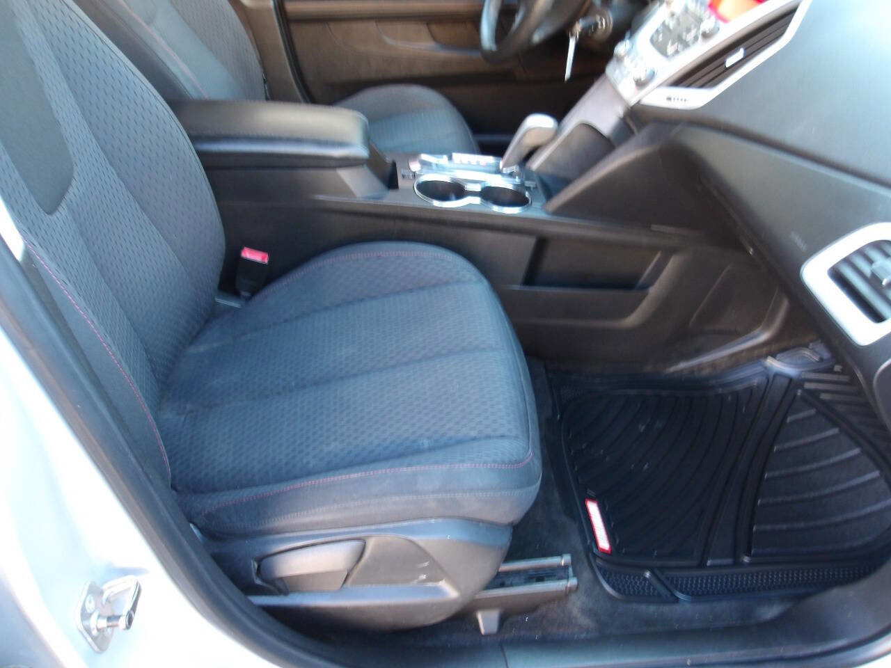 Used 2011 GMC Terrain SLE image 7