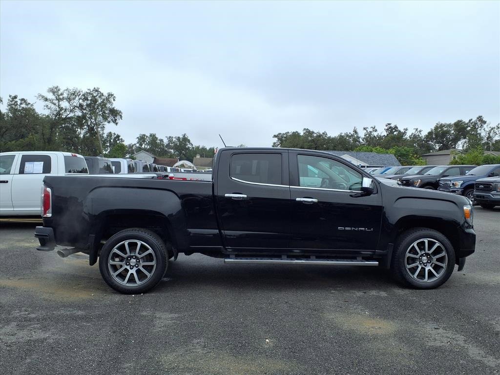 Used 2021 GMC Canyon Denali image 8
