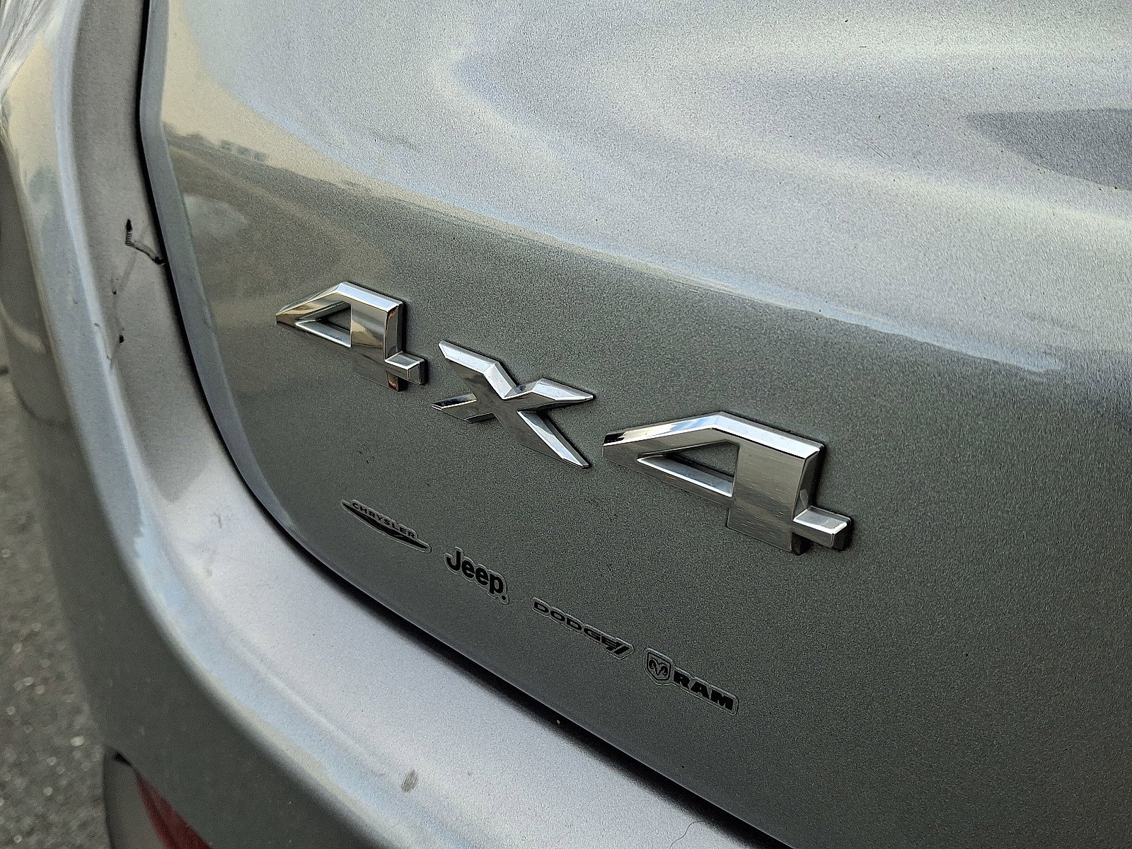 Used 2019 Jeep Compass Limited w/ Safety & Security Group image 32