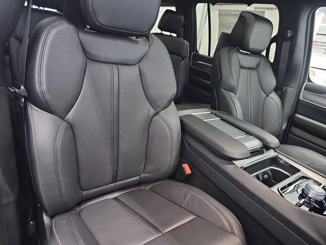 New 2026 Jeep Grand Wagoneer Limited AWD/4WD image 30
