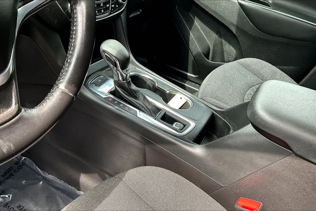 Used 2022 Chevrolet Equinox LT AWD/4WD image 16