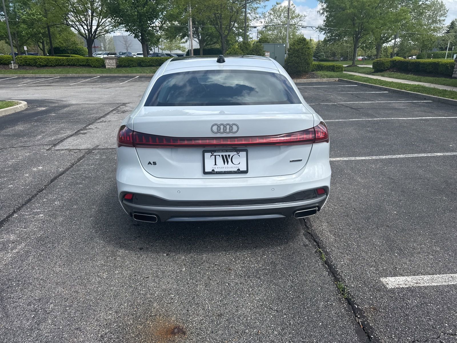 Used 2025 Audi A5 2.0T Premium Plus w/ Premium Plus AWD/4WD image 6