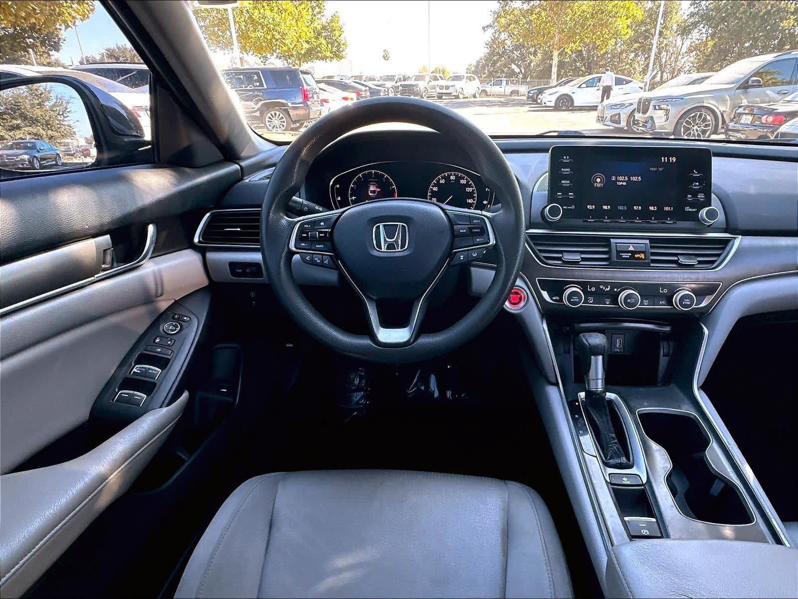 Used 2018 Honda Accord LX image 10