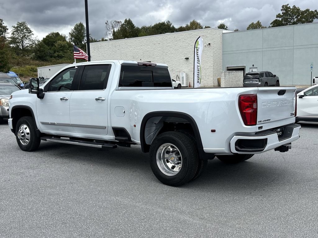 New 2026 Chevrolet Silverado 3500 High Country image 7