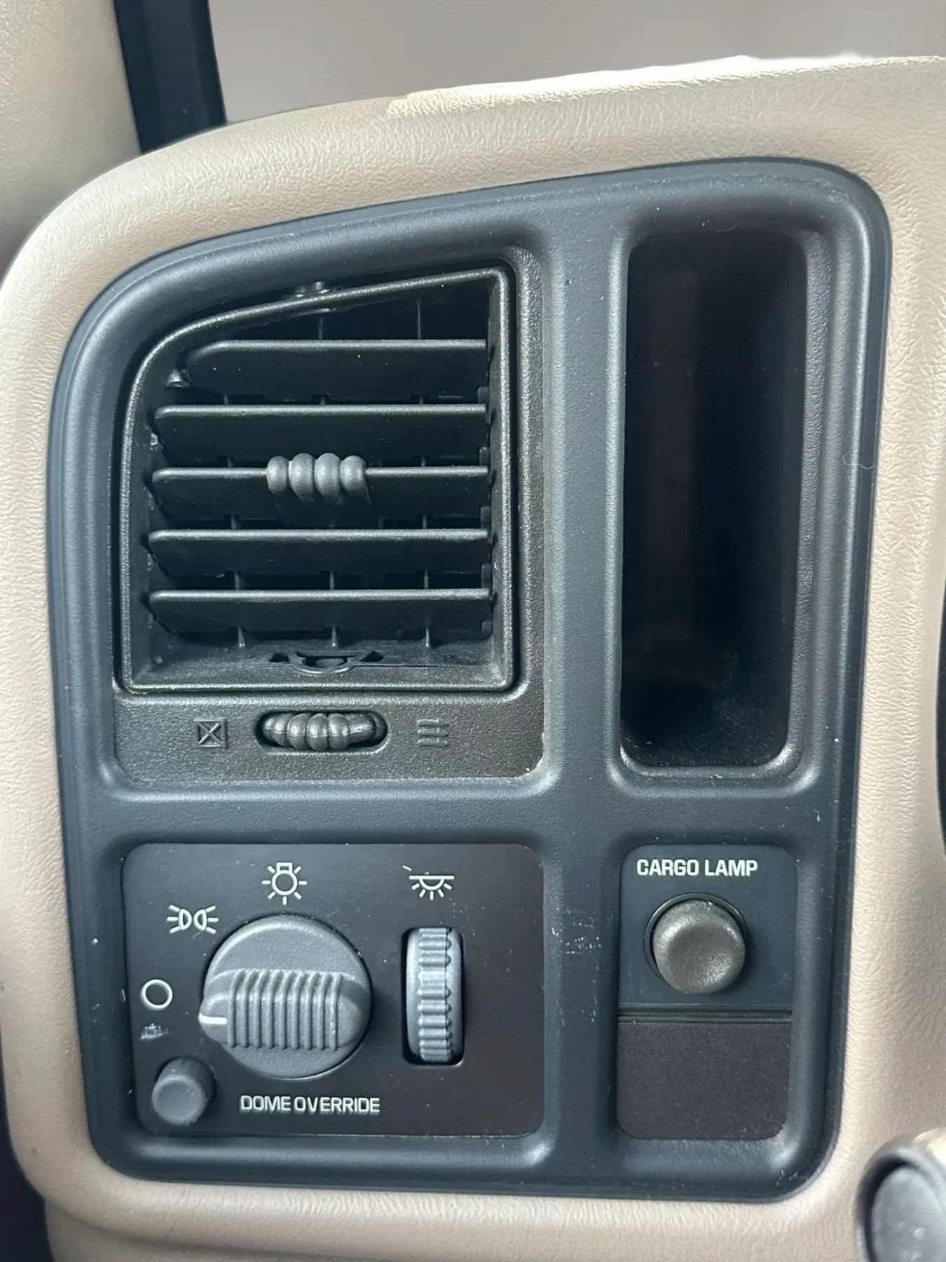 Used 2001 Chevrolet Silverado 1500 LS RWD image 14