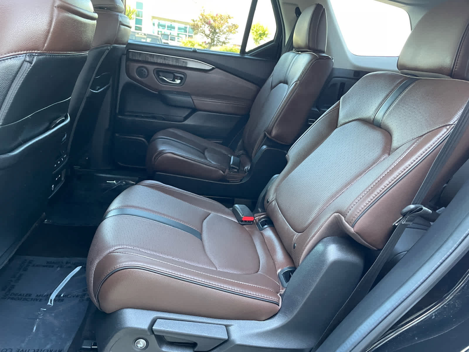 Used 2025 Honda Pilot Elite image 8