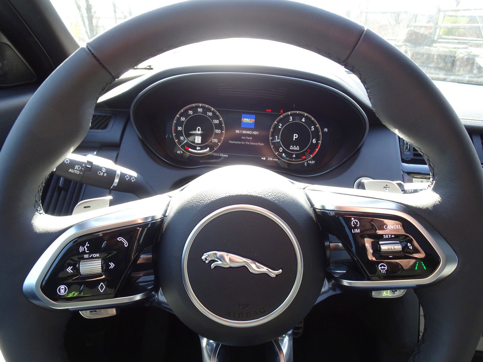 New 2024 Jaguar E-PACE R-Dynamic SE image 24