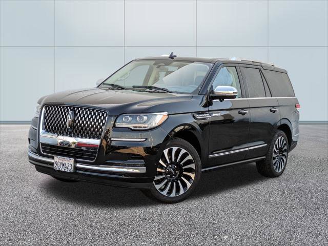 Used 2023 Lincoln Navigator Black Label image 1