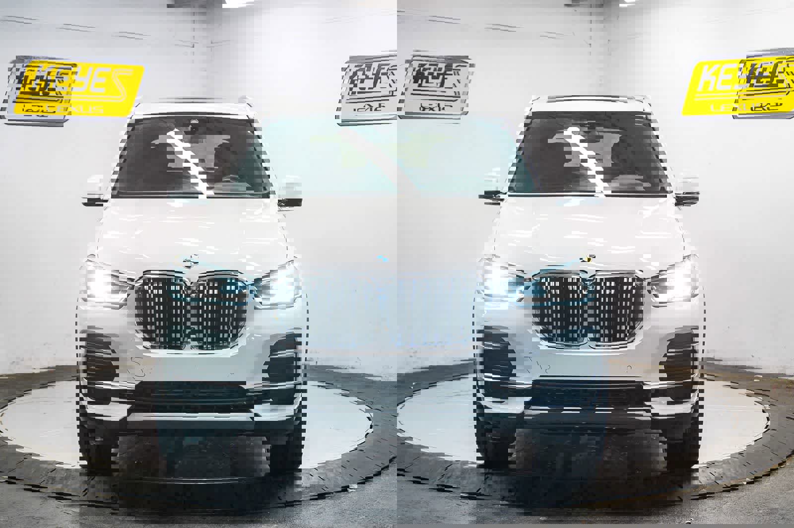 Used 2023 BMW X5 sDrive40i w/ Premium Package image 6