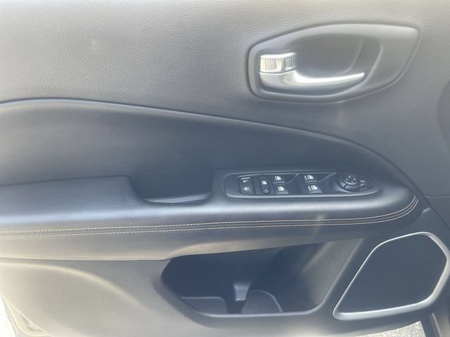 Used 2019 Jeep Compass Limited AWD/4WD image 13