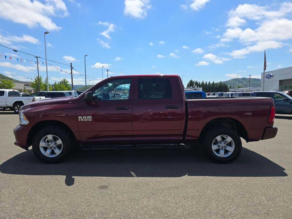 Used 2018 RAM 1500 Express AWD/4WD image 2