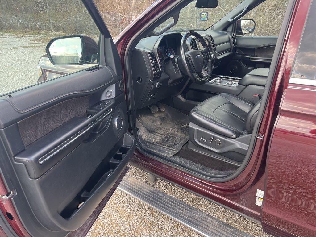 Used 2020 Ford Expedition Max Limited w/ Equipment Group 301A image 8