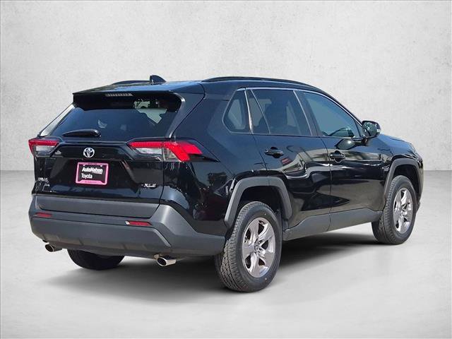Used 2024 Toyota RAV4 XLE FWD image 5