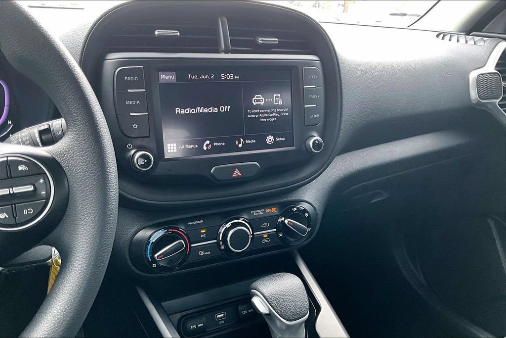 Used 2023 Kia Soul FWD image 15