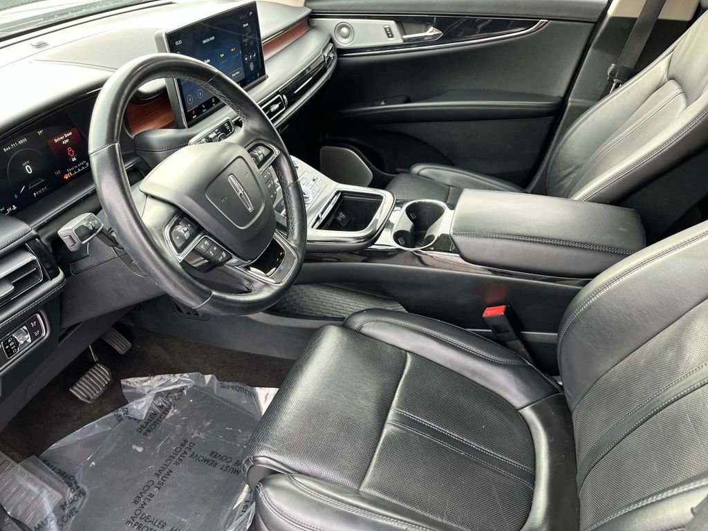 Used 2021 Lincoln Nautilus Reserve w/ Equipment Group 202A image 25