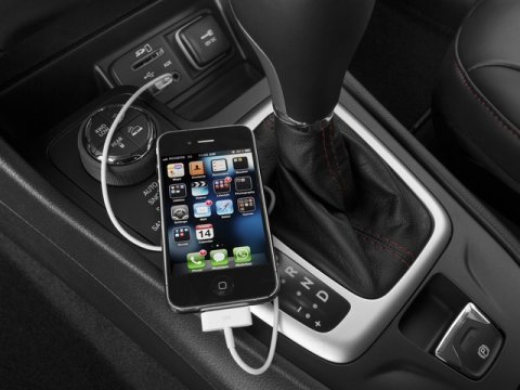 Used 2017 Jeep Cherokee Trailhawk image 15