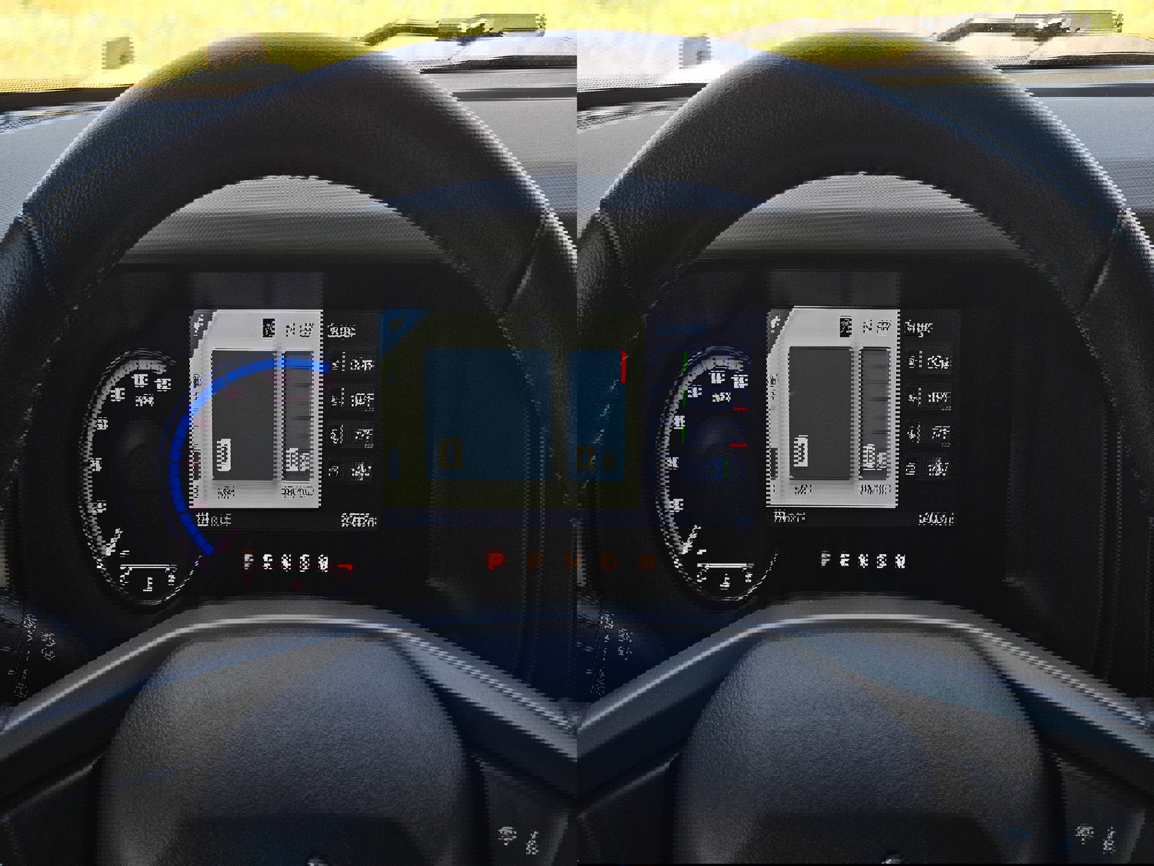 Used 2023 Ford Bronco Wildtrak image 17