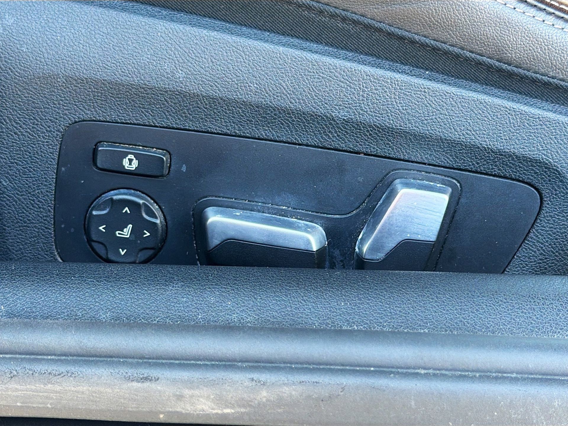 Used 2019 BMW M850i xDrive Convertible image 26