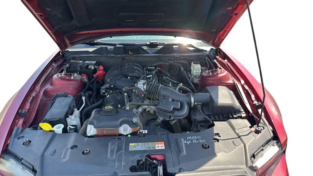 Used 2014 Ford Mustang Coupe RWD image 21