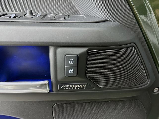 New 2026 Land Rover Defender 110 X-Dynamic SE image 20