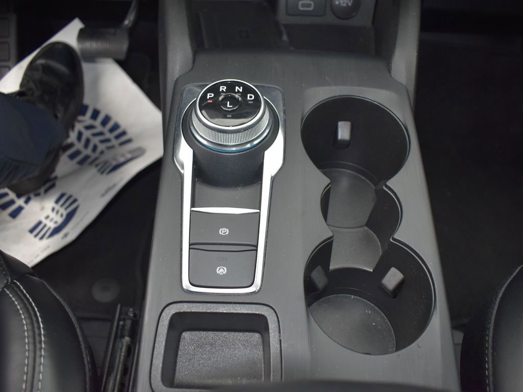 Used 2024 Ford Escape Platinum image 18