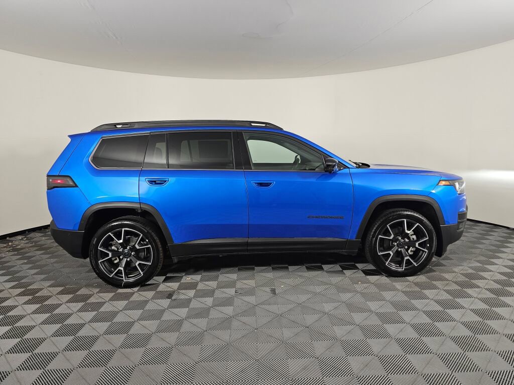New 2026 Jeep Cherokee Overland w/ Advanced Pro Tech Group AWD/4WD image 3