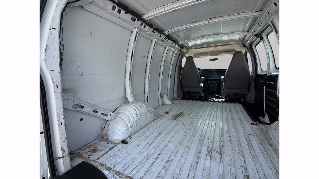 Used 2024 Chevrolet Express 2500 w/ Driver Convenience Package RWD image 26