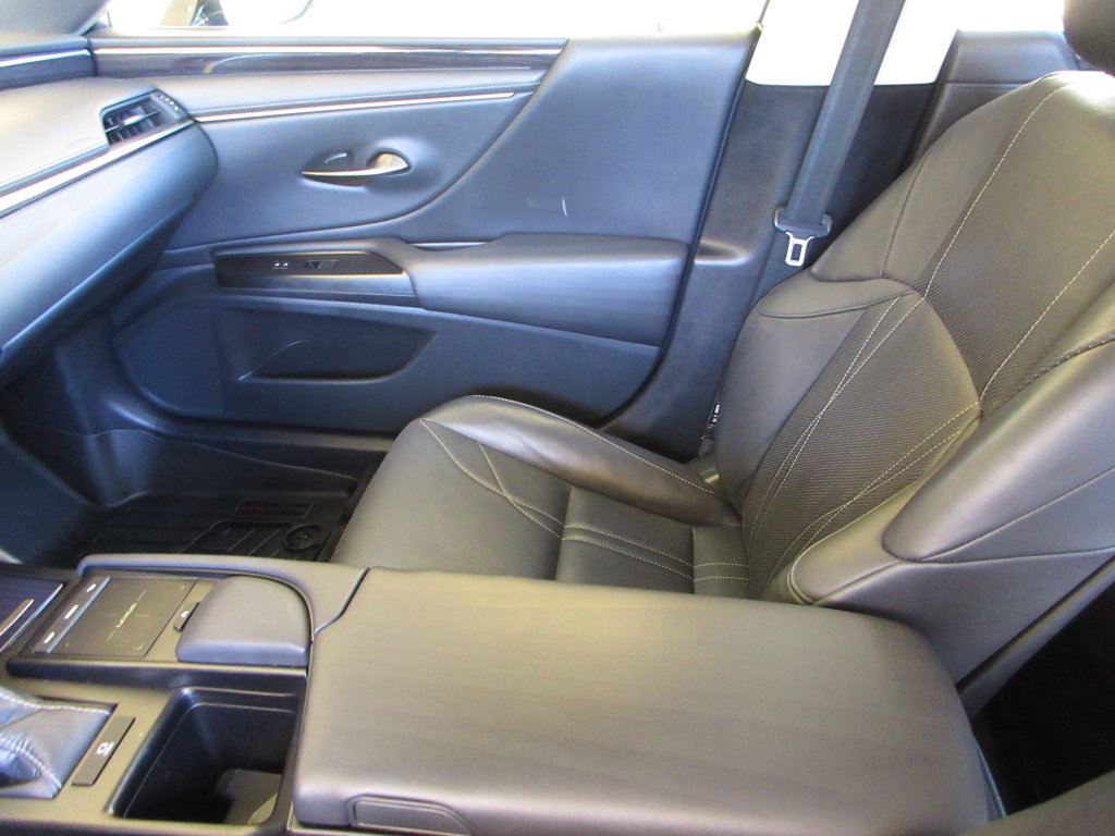 Used 2020 Lexus ES 350 w/ Accessory Package FWD image 24