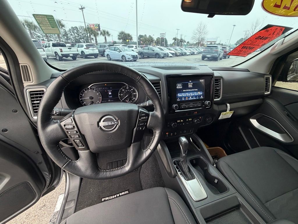 Certified 2022 Nissan Frontier SV image 19