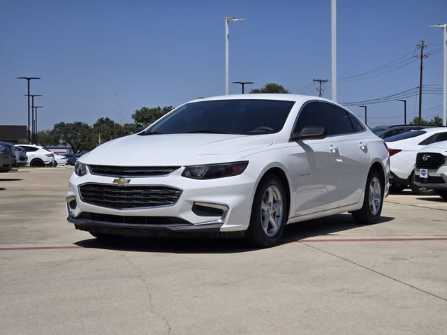 Used 2017 Chevrolet Malibu LS w/ LPO, Convenience Package 1 FWD image 2